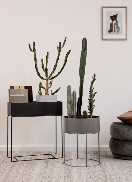 ...alors que des tons bleus et gris ont l'effet contraire. Photo : Ferm Living