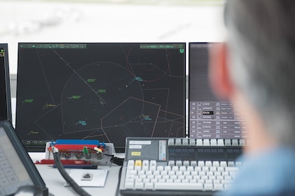The line seen at the top left of the monitor is the approach corridor, the green data indicates that it is an aircraft.