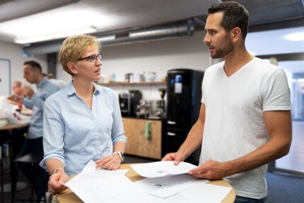 Cornelia Möller has been with us in HR for 12 years and has already fought many battles. Florian Teuteberg founded the company in 2001 with Oliver Herren and Marcel Dobler (Photo: Stephanie Tresch)