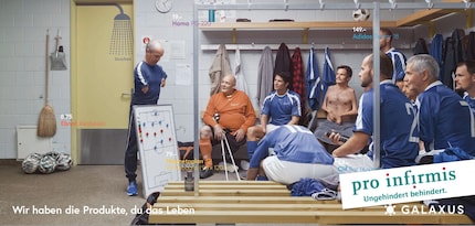 Fritz Berger, in the orange jersey, in the current campaign.