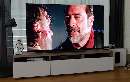 Auf einmal wirkt das Bild, als ob es mindestens ab Blu-Ray gespielt werden würde.