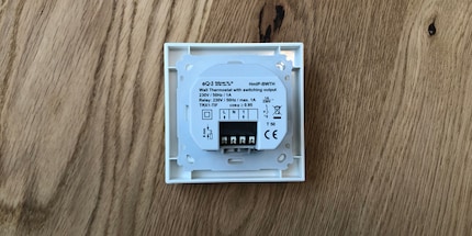 Simple à installer et à mettre en place, le thermostat mural IP Homematic n'a pas à rougir de ses performances. 