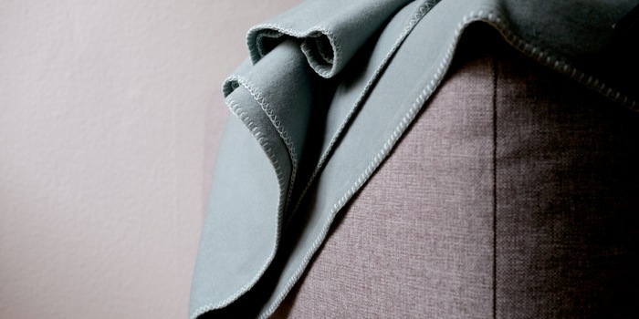 Flauschige Decken bestechen durch ihren funktionalen und ästhetischen Charakter.