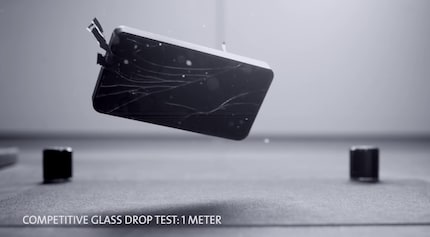 Grob und unverzeihlich wie Asphalt sei die Oberfläche bei Corning.