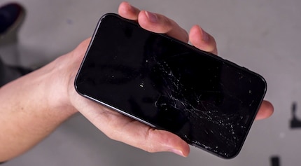 Es ist hinüber. Nach nur einem Sturz.