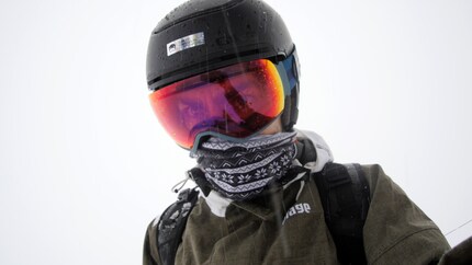 Sind Brille und Helm aufeinander abgestimmt, funktioniert auch die Belüftung der Brille besser.