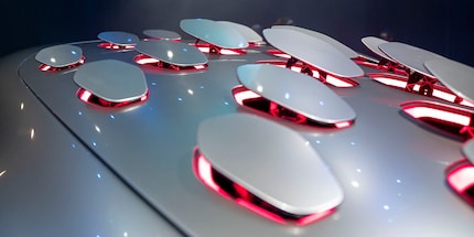 Gli elementi dello spoiler posteriore dell'auto sono modellati su molle. Ogni pannello si muove indipendentemente dagli altri