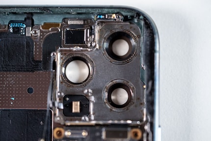 Das Innere des iPhones mit dem Camera Bump