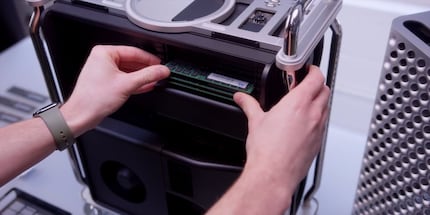 The RAM is esurprisingly easy to change