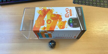 Wieso braucht ein so kleiner Roboter eine so grosse Verpackung?