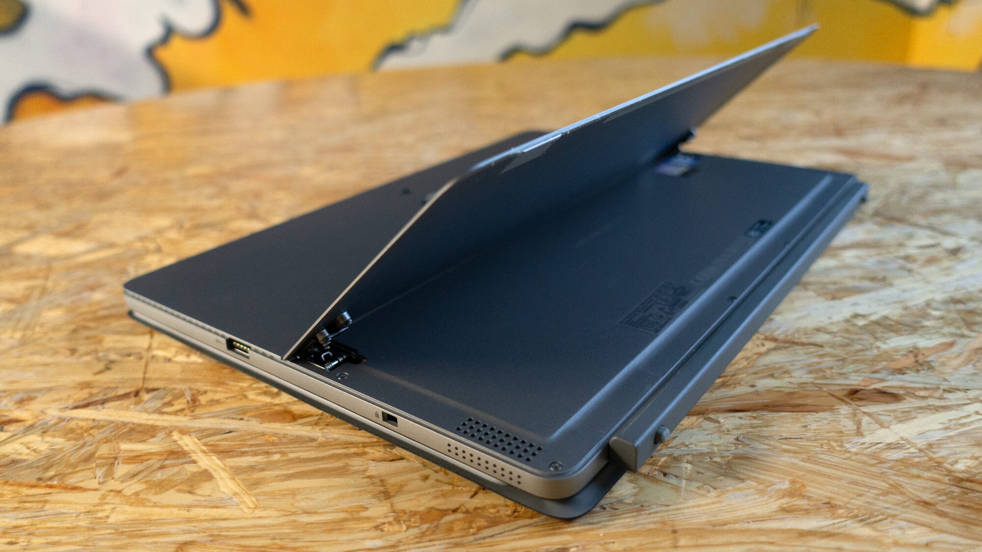 The Surface clone put to the test: Dell Latitude 7200 - Digitec