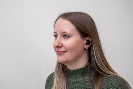 Il fatto che le cuffie siano così basse nell'orecchio è uno svantaggio in questo caso