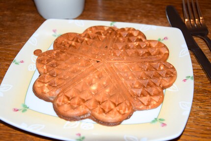 Für die perfekte Waffel brauchst du mit diesem Eisen Übung...