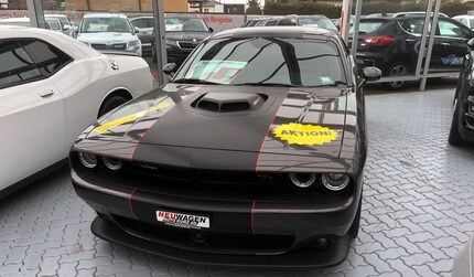 A Challenger with shaker hood