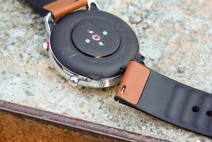 Einfacher Austausch der Armbänder.