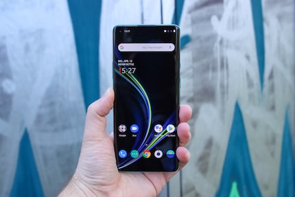 Display ampio ed elegante