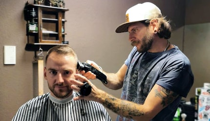 Sorin ist Barber und Biker
