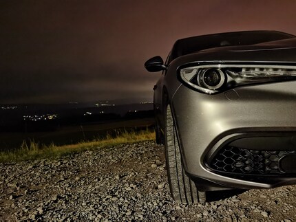 Huawei P40 Pro+, night mode, no headlights