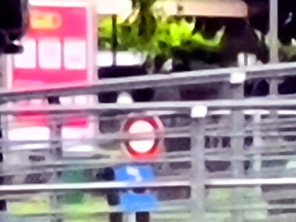 Samsung Galaxy S20 Ultra, 100x zoom, Photoshop