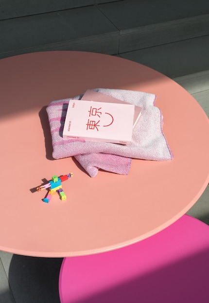 Particulièrement belle pour un coin jeu : la combinaison de couleurs bonbon et couleurs vives. Photo : Objekte unserer Tage