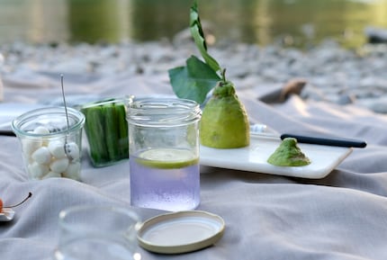 Much prettier than plastic crockery, clear jars allow you to add a splash of colour.