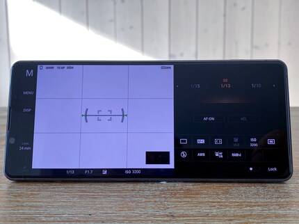 The user interface of the Photo Pro app.