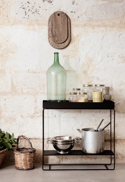 Schneidebretter kommen an der Wand besser zur Geltung. Bild: Ferm Living