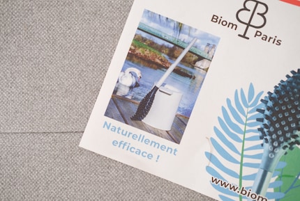 Even though the imagery in it is somewhat strange, the accompanying leaflet contains good tips for cleaning toilets.