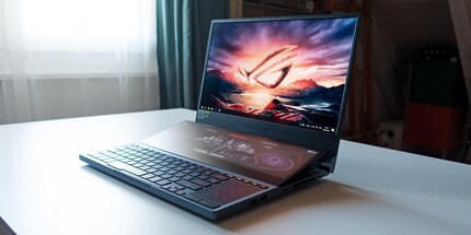 15,6” UHD-IPS-Display und 14,1” IPS-Touchscreen mit 3840 × 1100 Pixel.