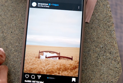 De nombreux blogueurs* sont inspirés par le défilé printemps-été 2021 de Jacquemus. Insa-Post : «jacquemus»