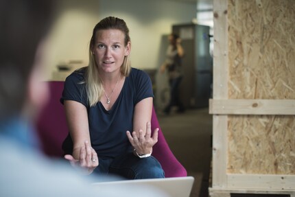 Mantiene la visione d'insieme- Julia Holzweg