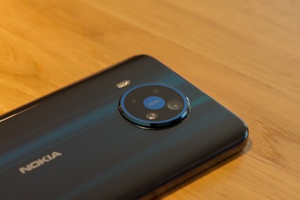 Für die Kamera hat Nokia erneut mit Zeiss zusammen gearbeitet.