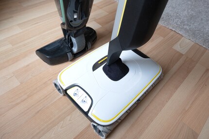 Der Kärcher FC 7 Cordless im Vergleich mit dem Electrolux Ergorapido.