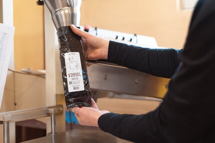 Le café de Rafael Vinhal lors du remplissage.