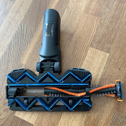 Die Saugwalze lässt sich für die Reinigung problemlos entfernen.