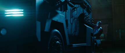 Walker macht mal endlich etwas richtig.