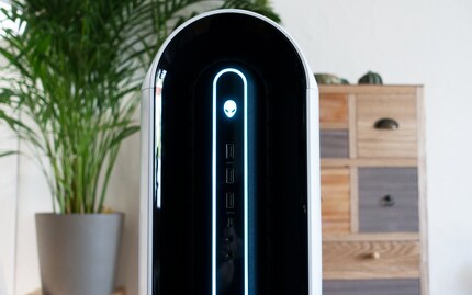 Front-Anschlüsse des Gehäuses.