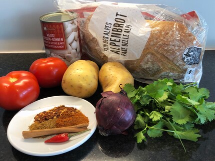 The spices included cinnamon, a heaped teaspoon each of cumin, chili flakes and Rajah curry powder, the latter in place of garam masala.