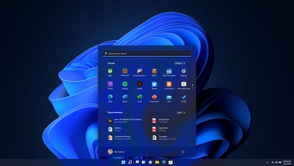 Das Startmenü rückt in die Mitte und einen Dark Mode gibt es auch.