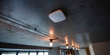 Le modèle Plus vous avertit également lorsque le niveau de monoxyde de carbone est trop élevé. Source : ajax.systems