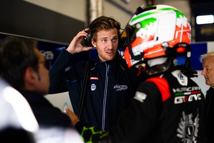 Lorenz Frey-Hilti in der Box auf dem Nürburgring.