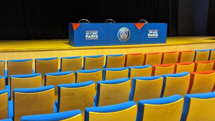 Bitte weitergehen, hier gibt es nichts zu sehen. Der gähnend leere Pressesaal.