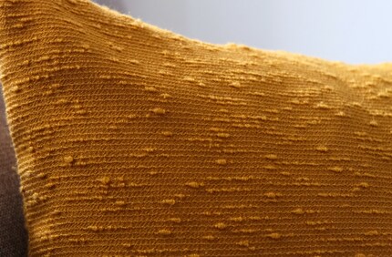 Après le lavage, elle garde sa forme même après des décennies.