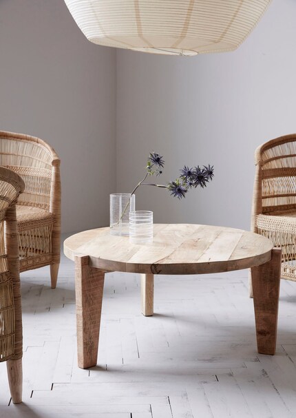 Dimensioni: Ø 39 x 43 cm | Materiale: legno di mango | Immagine: House Doctor