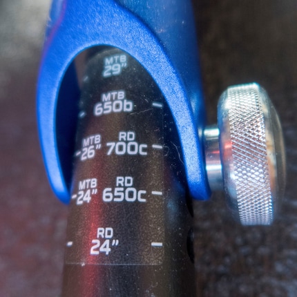 Le Kickr est compatible avec diverses tailles de roues.