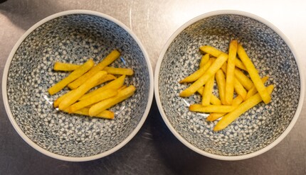 You can barely tell them apart: 200 g and 400 g (right)