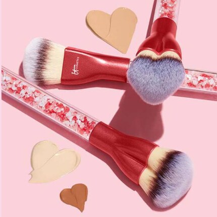 Dieses Jahr regnet es Konfetti. Bild: It-Cosmetics