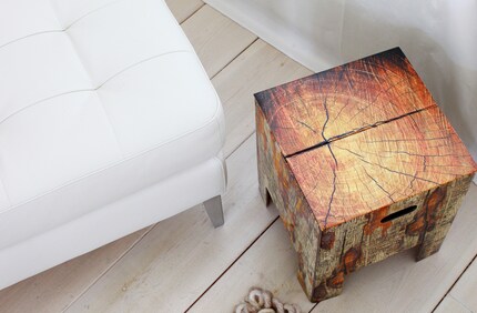 Un tabouret en carton ne peut pas rivaliser avec le toucher et l'odeur du vrai bois. Photo : Dutchdesign