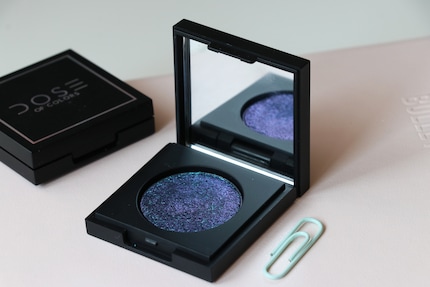 This mini mirror is impractical. The paper clip next to it is for size comparison.