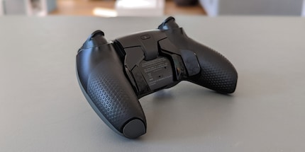 While the material isn’t military grade any more – in the style of its predecessor – it is still non-slip.